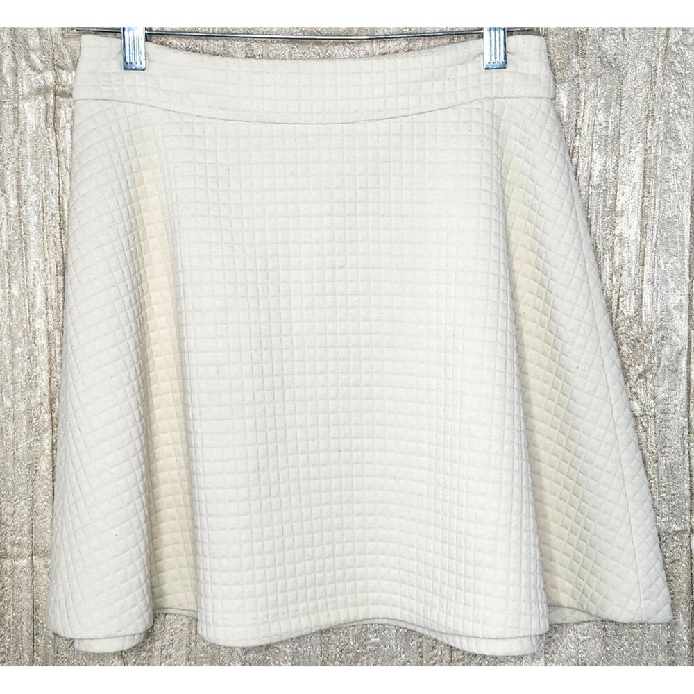 Banana Republic Cream Quilted Knit Flared Skirt A-Line Ivory Work Office Size 2